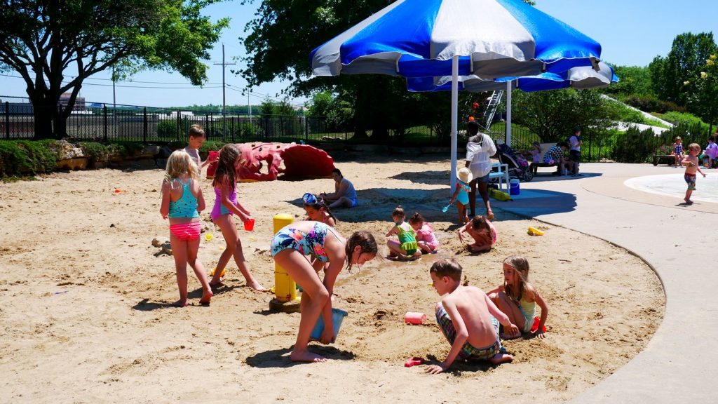 Tomahawk Ridge Aquatic Center City of Overland Park, Kansas Tomahawk Ridge Aquatic Center City of Overland Park, Kansas