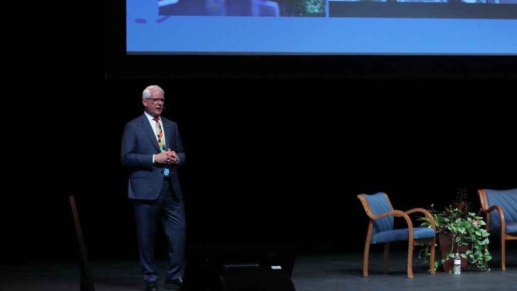 Overland Park Mayor Curt Skoog gives 2022 State of the City address from the stage